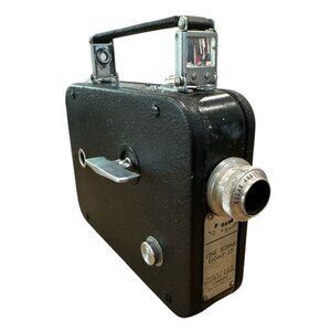 Vintage 1930's Cine Kodak Eight Model 25 8mm film movie camera